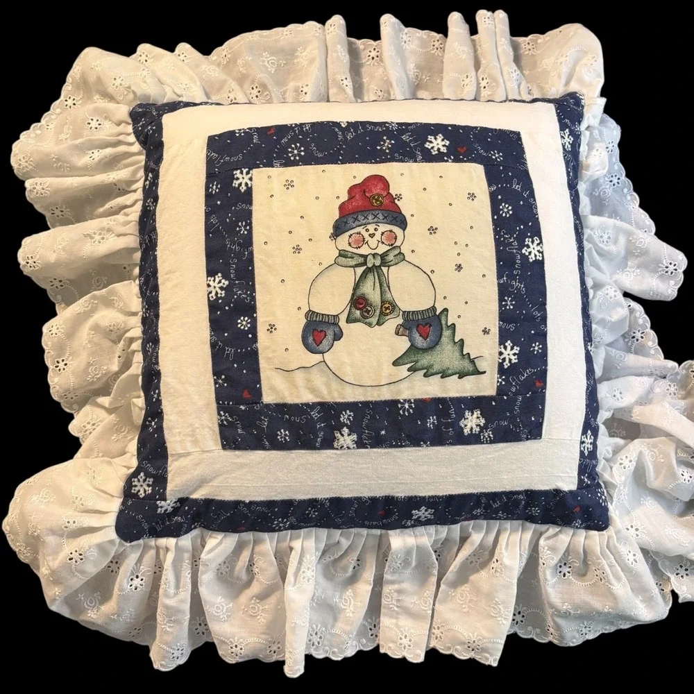 Set of 2 Vintage Quilted Throw Pillows Snowman‎ Christmas Winter   Grannycore